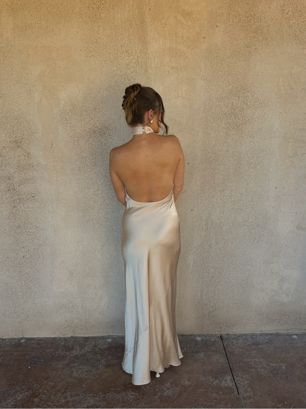 Show me your mumu Jasmine Halter Maxi Dress - Picture 2 of 6